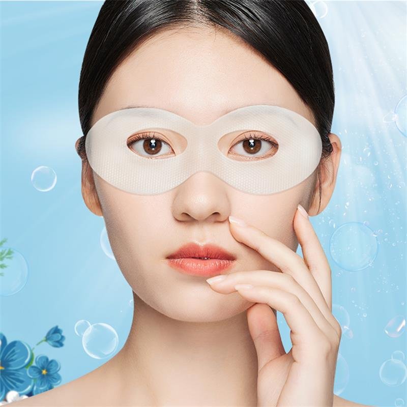 silicone eye patches application 3