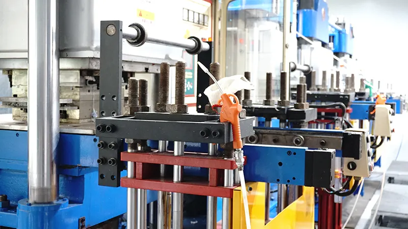 Silicone Compression Molding-3